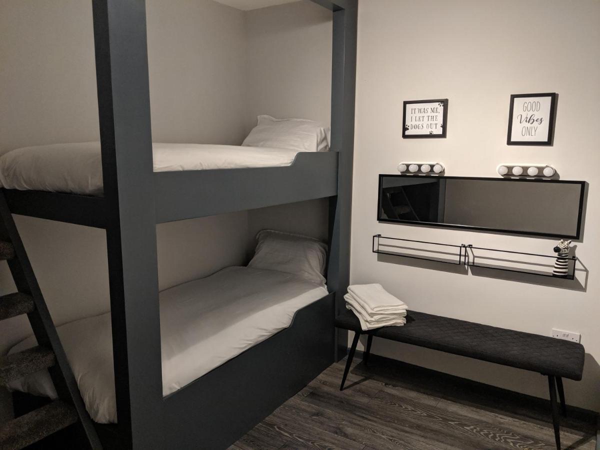 Vibe Holiday Apartments Blackpool Bagian luar foto
