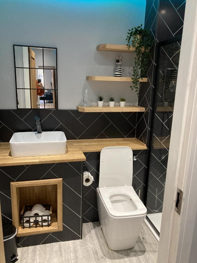 Vibe Holiday Apartments Blackpool Bagian luar foto