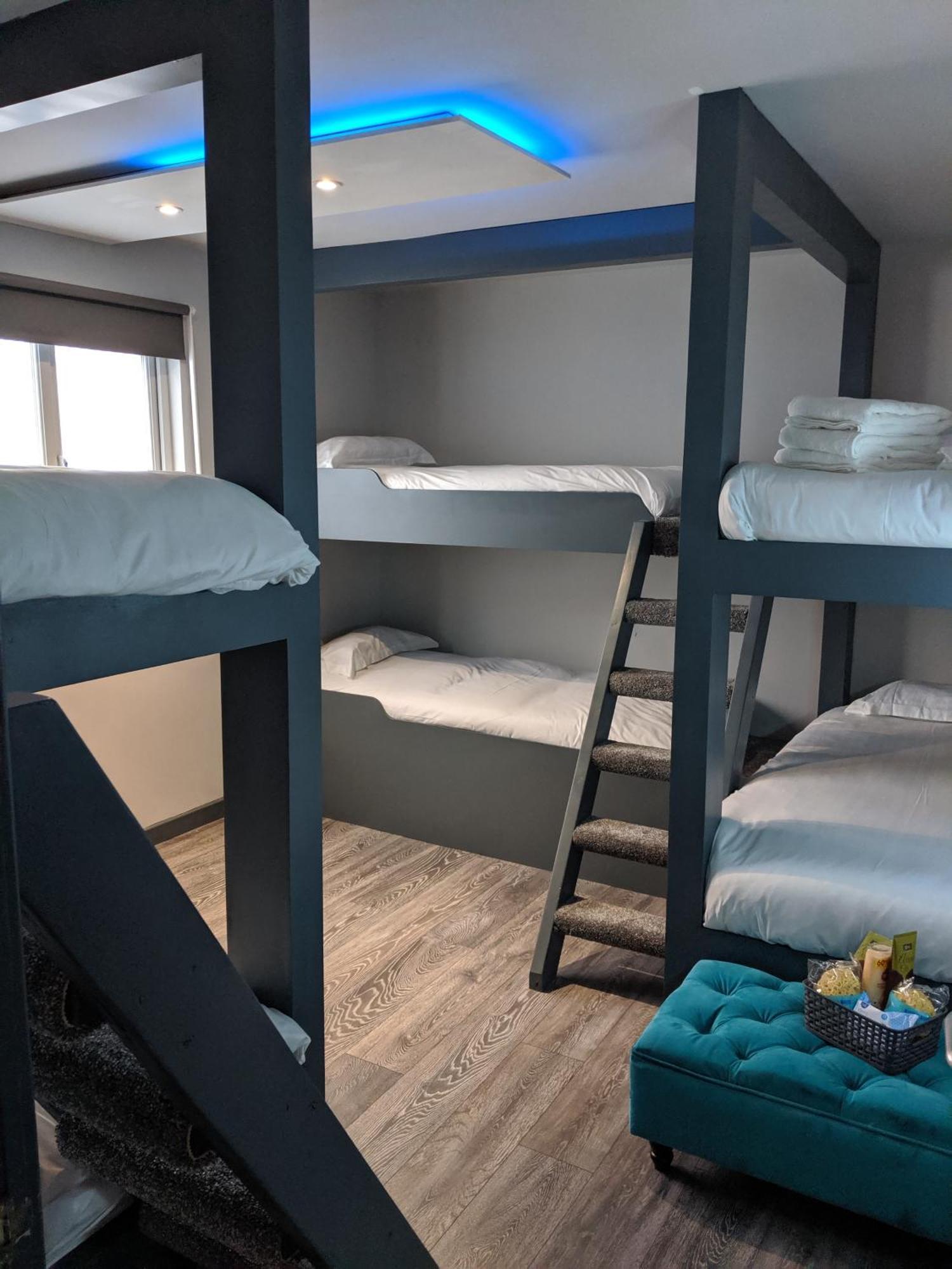 Vibe Holiday Apartments Blackpool Bagian luar foto